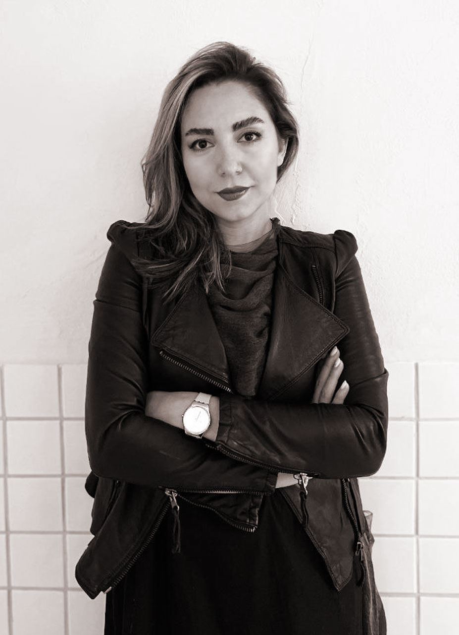 نادیا وزیر صفوی . معمار