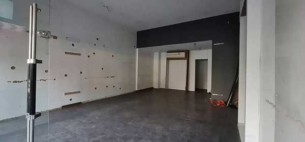 کافه یاکا تجریش . پروانه صابری